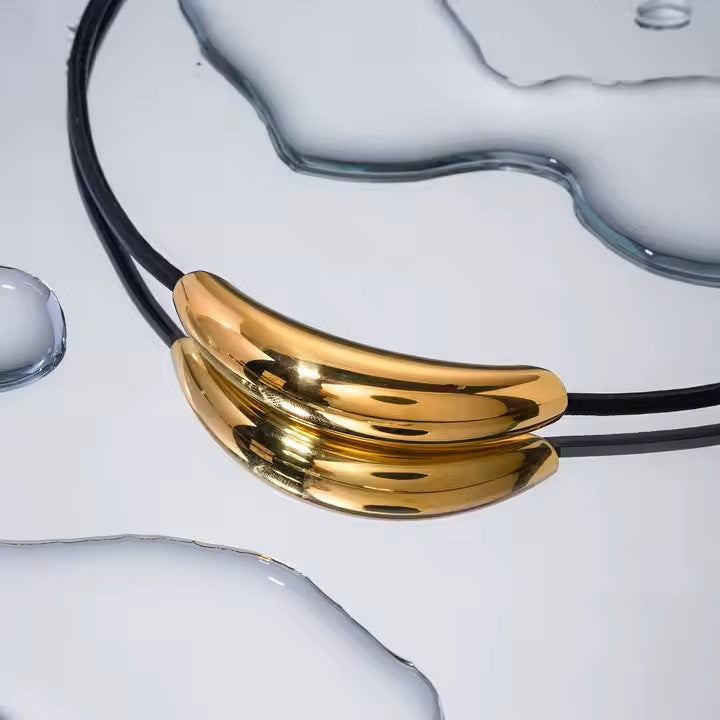 Minimalist Arc Necklace