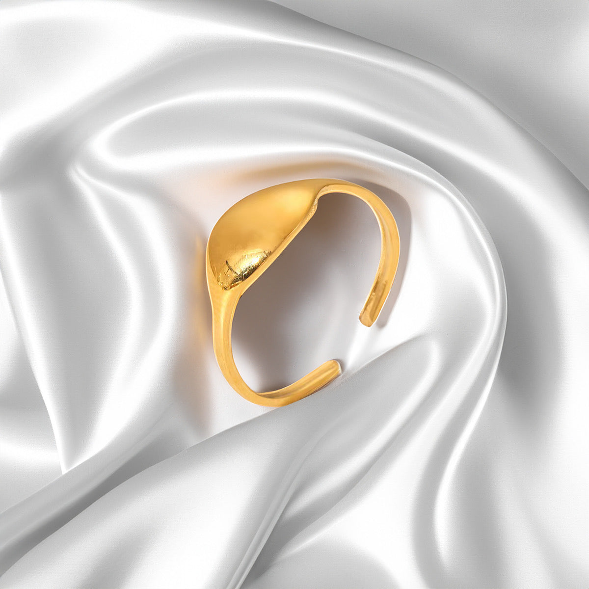 Eclipse Bold Gold Ring