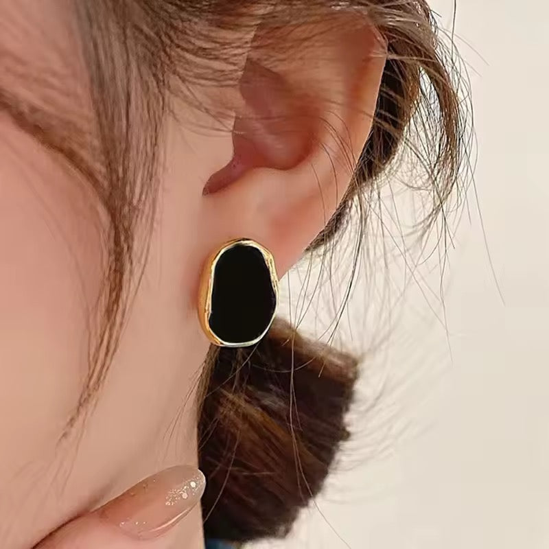 Black Onyx Gold Studs