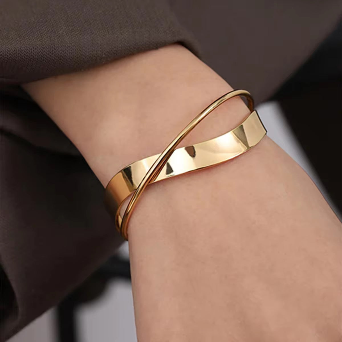 Twist Gold Cuff Bracelet