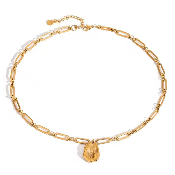 Dainty Gold Link Necklace with Pendant