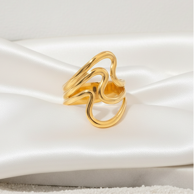 Waveform Gold Ring