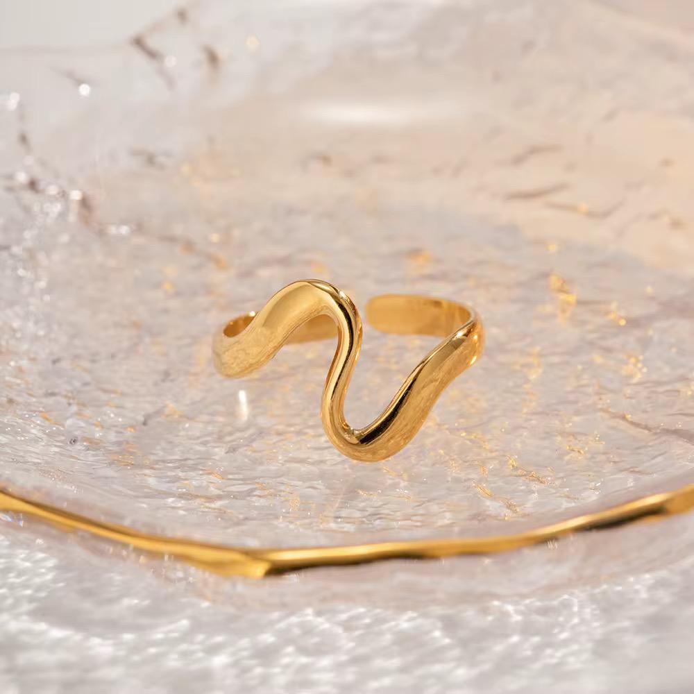 Golden Wave Ring