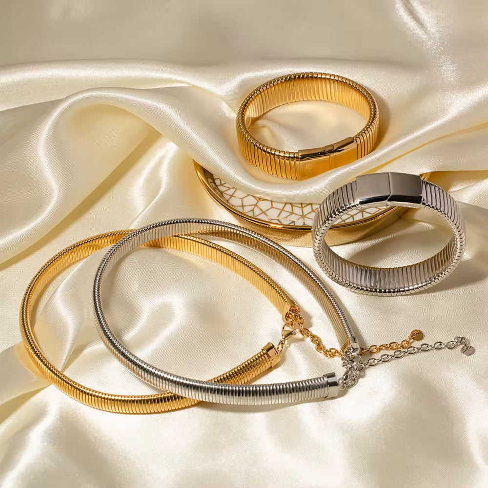 Luxe Coil Choker