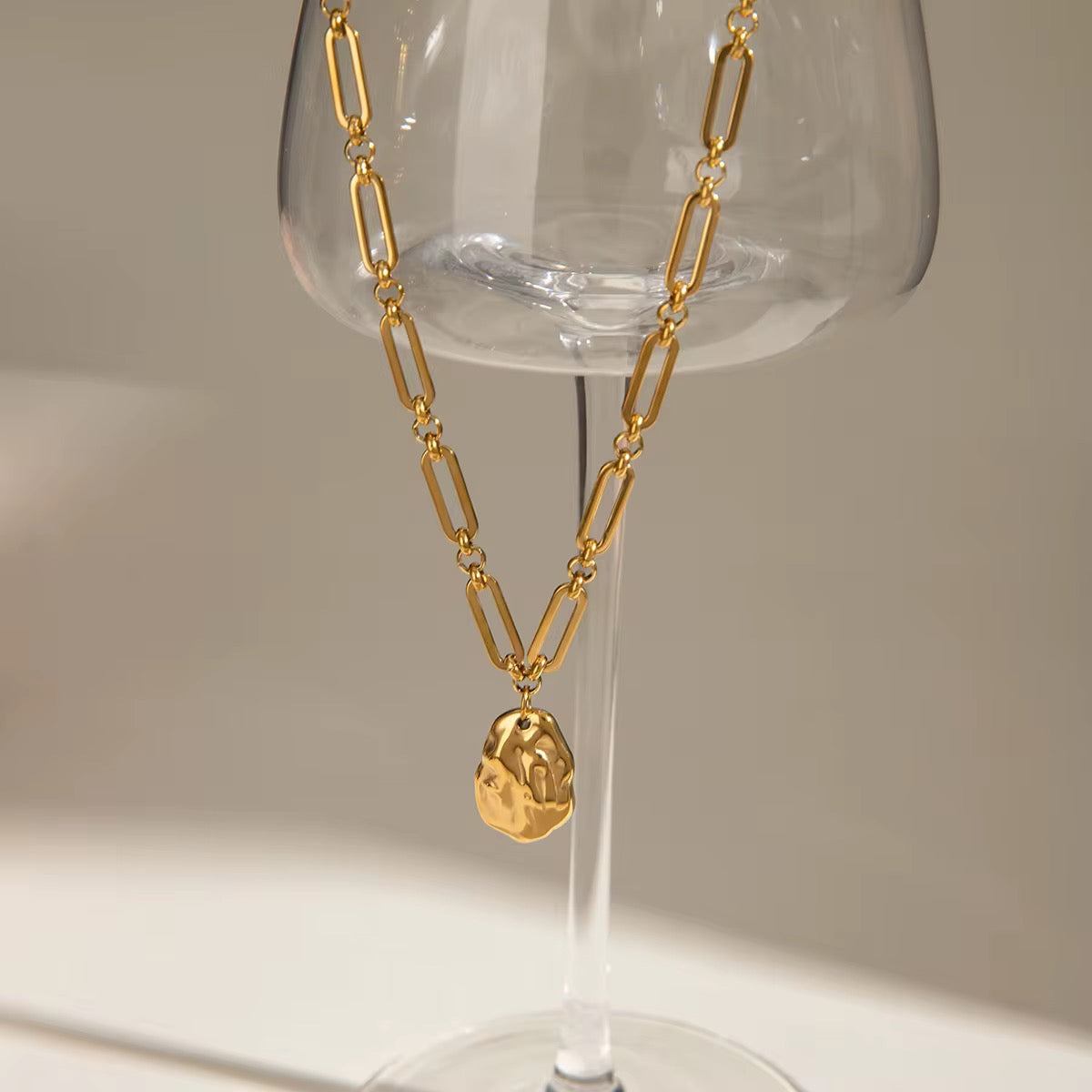 Dainty Gold Link Necklace with Pendant