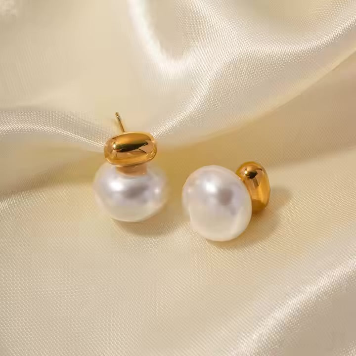 Gold Drop Pearl Earrings