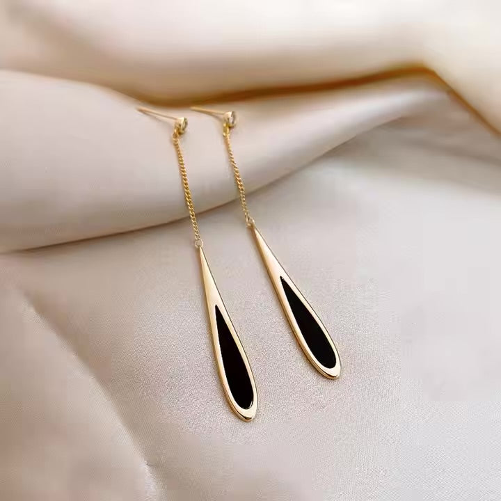 Sleek Black Teardrop Dangle Earrings